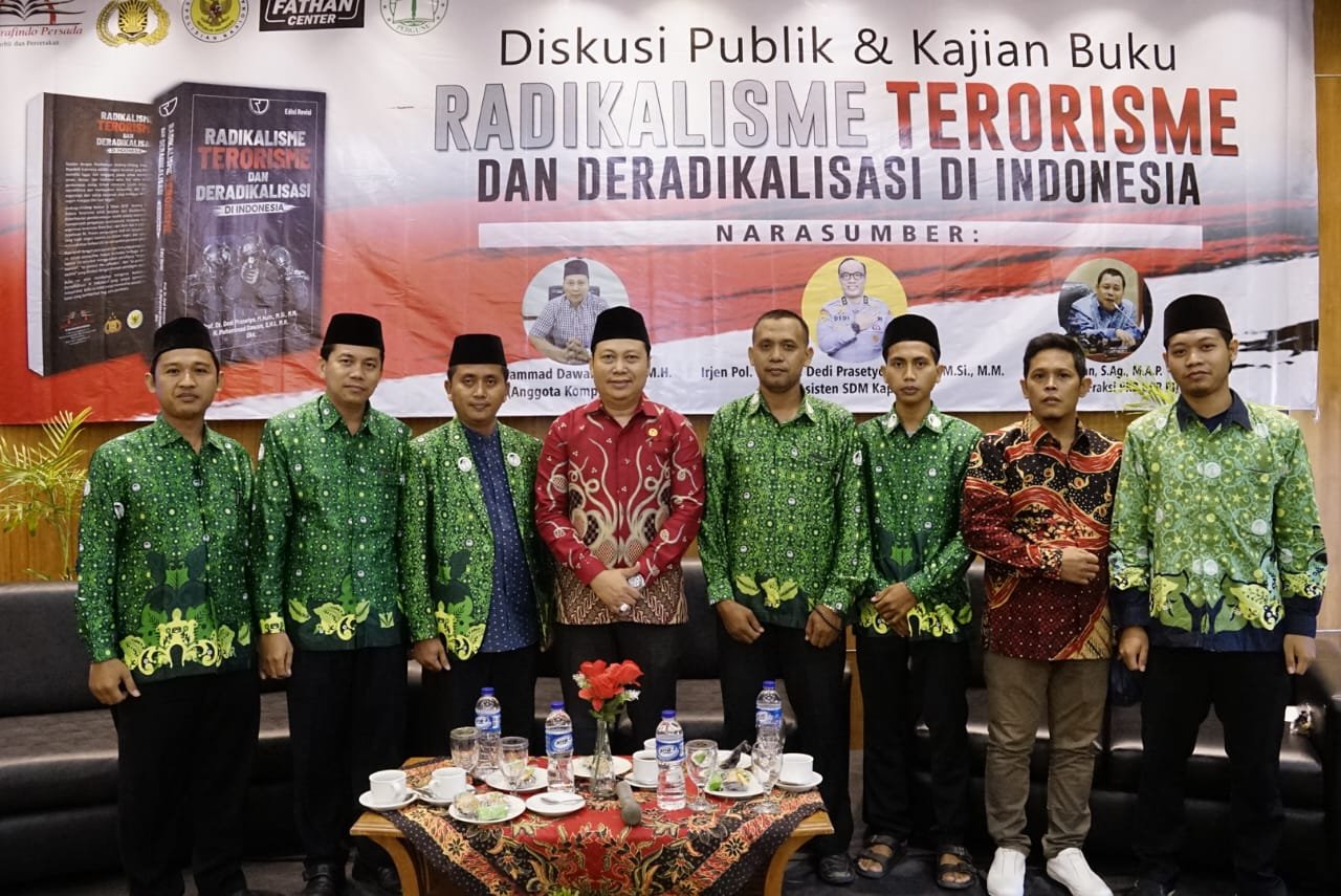 Bedah Buku Implementasi Ideologi Pancasila Solusi Terbaik Radikalisme ...